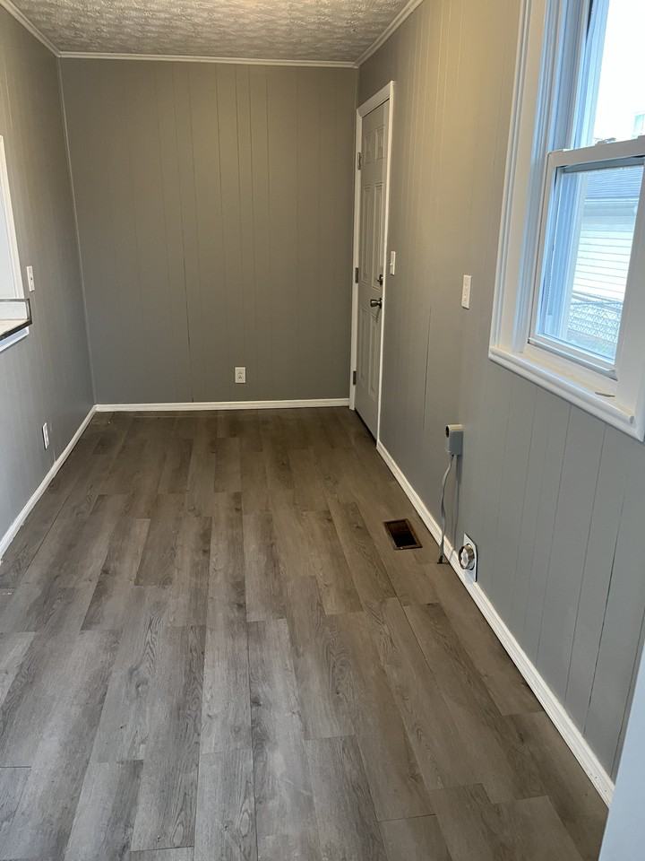 2409 Hilton Ave #NA - Photo 3 of 9