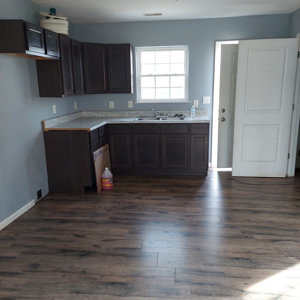 1103 Harwood St #NA - Photo 3 of 9