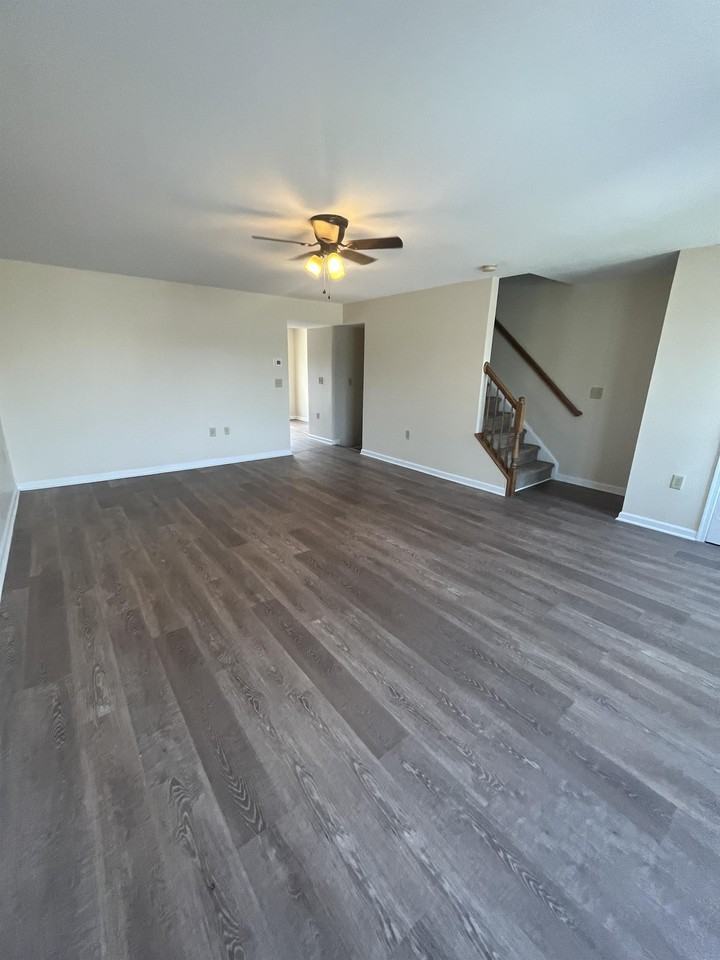 118 Myatt Ct - Photo 5 of 18