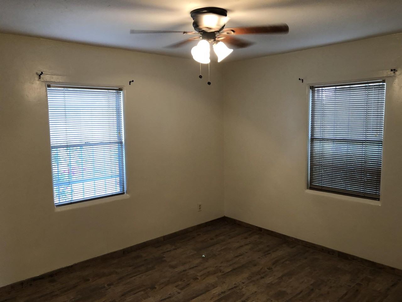 1419 E Hedrick Dr #1 - Photo 7 of 17