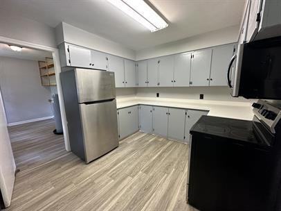 1005 Riverbend Rd Se - Photo 2 of 13