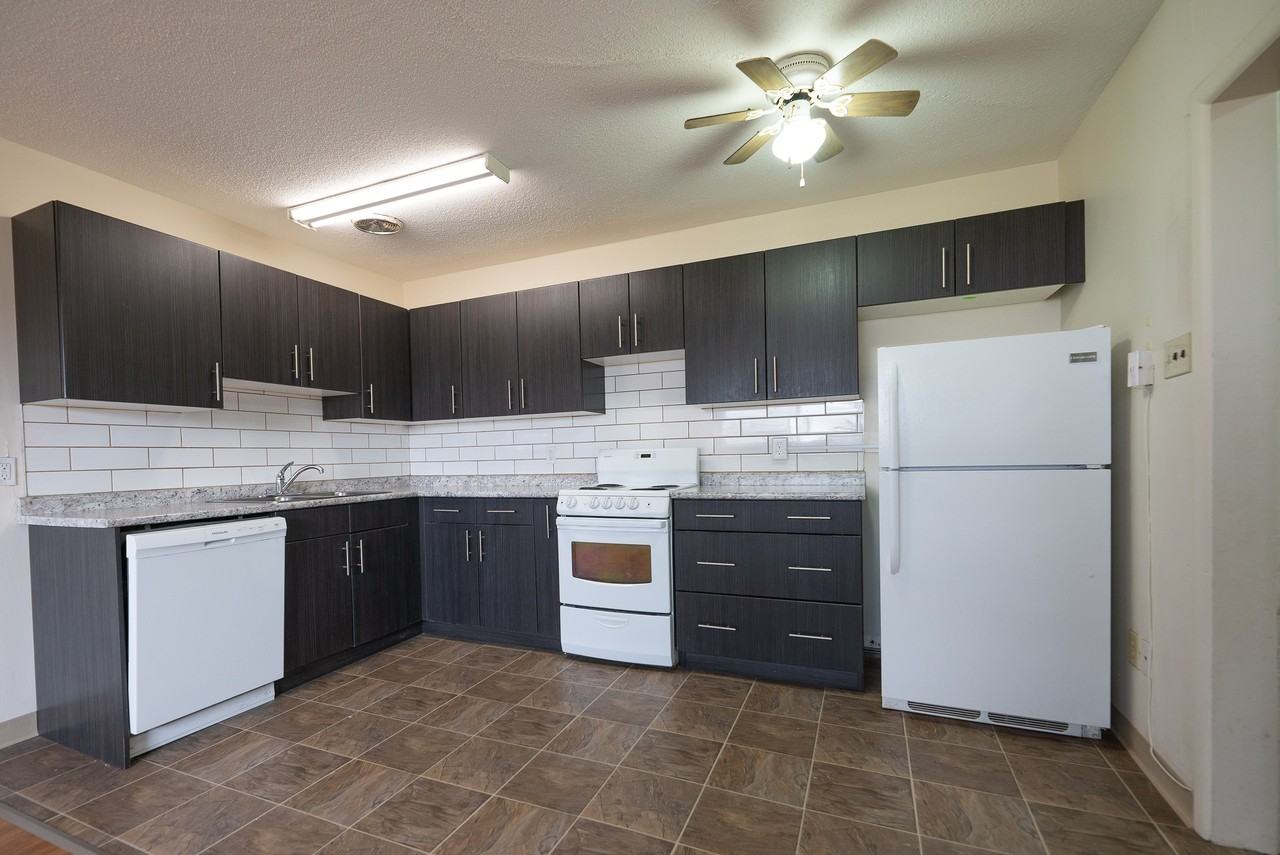 1139 Grant Apartments in Rockwood, Winnipeg, MB R3M 1Y8 Zumper