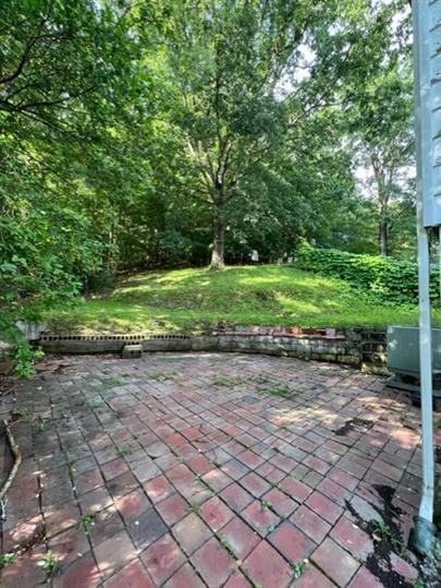 1509 Stadium Dr - Photo 3 of 21