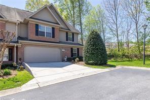3046 Renaissance Pkwy - Photo 3 of 29