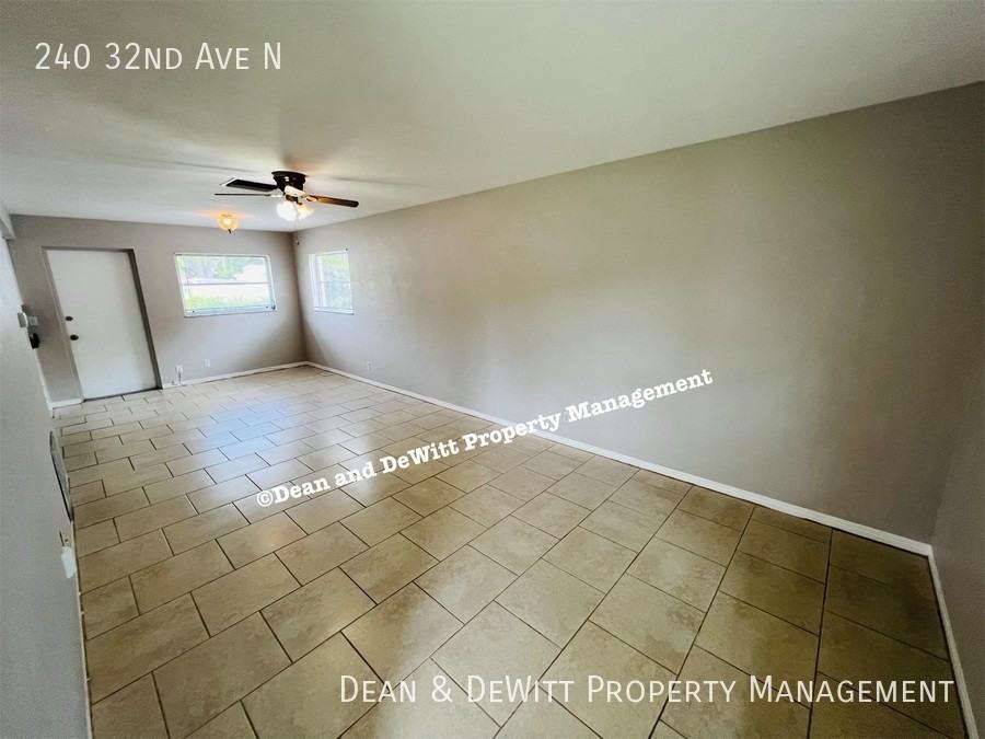 240 32nd Ave N - Photo 3 of 17