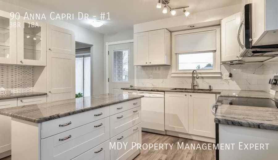 90 Anna Capri Dr #1 - Photo 2 of 8