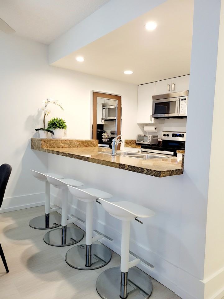 1060 Alberni Street ##603 - Photo 4 of 20
