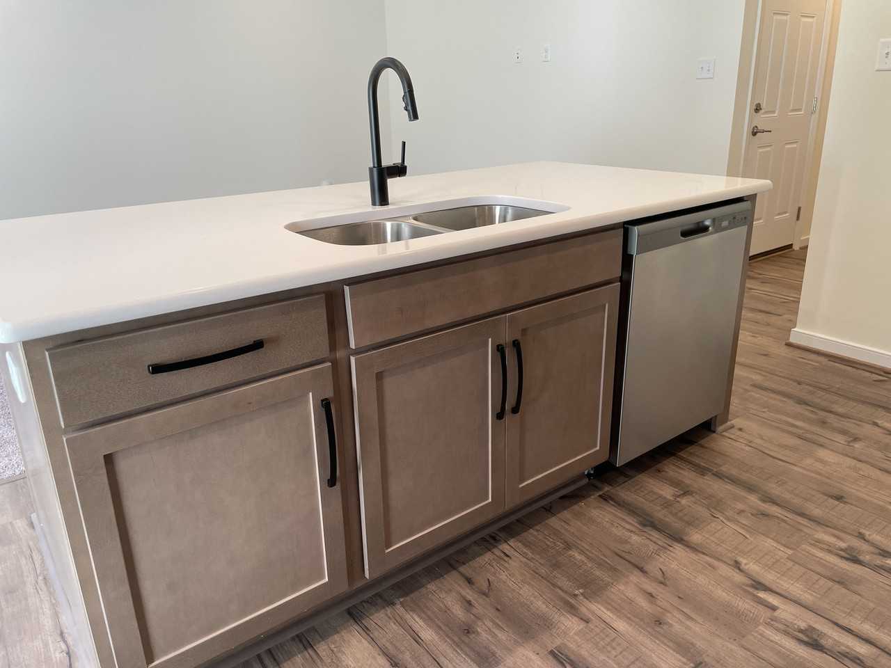 18405 Palisades Ct #1 - Photo 3 of 16