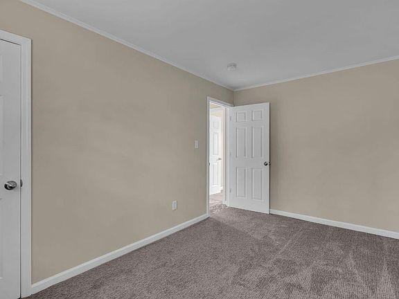 212 Anchor Ave #NA - Photo 3 of 12