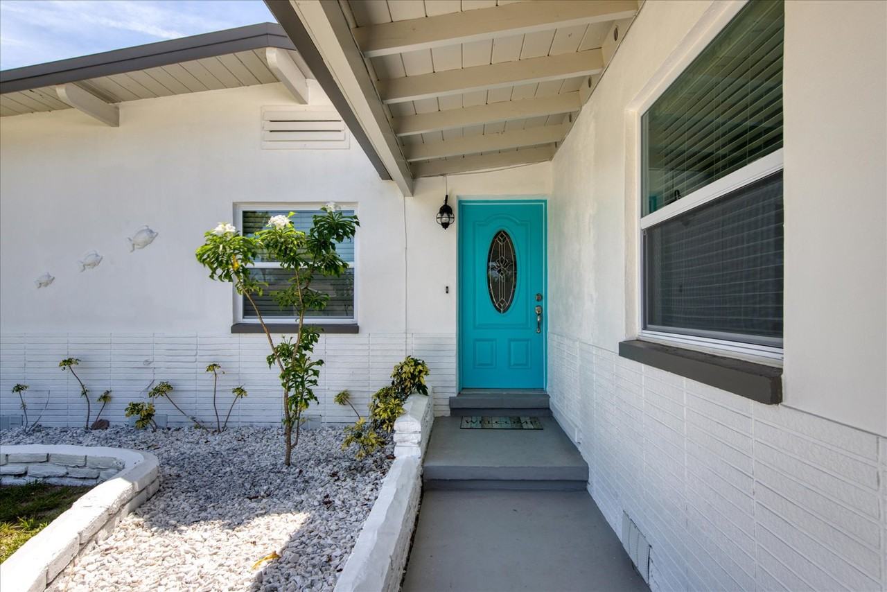 15505 Redington Dr #NA - Photo 2 of 15