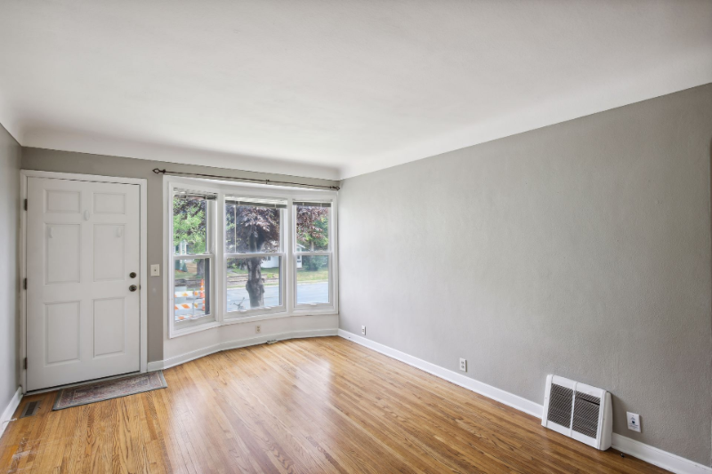 5734 Nicollet Ave - Photo 3 of 21