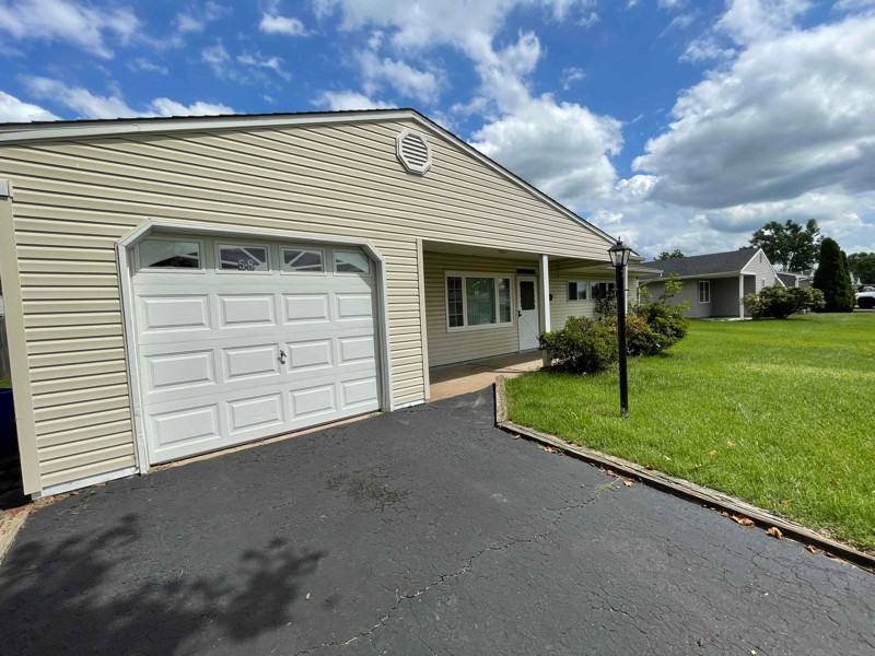 58 Daffodil Ln - Photo 2 of 19