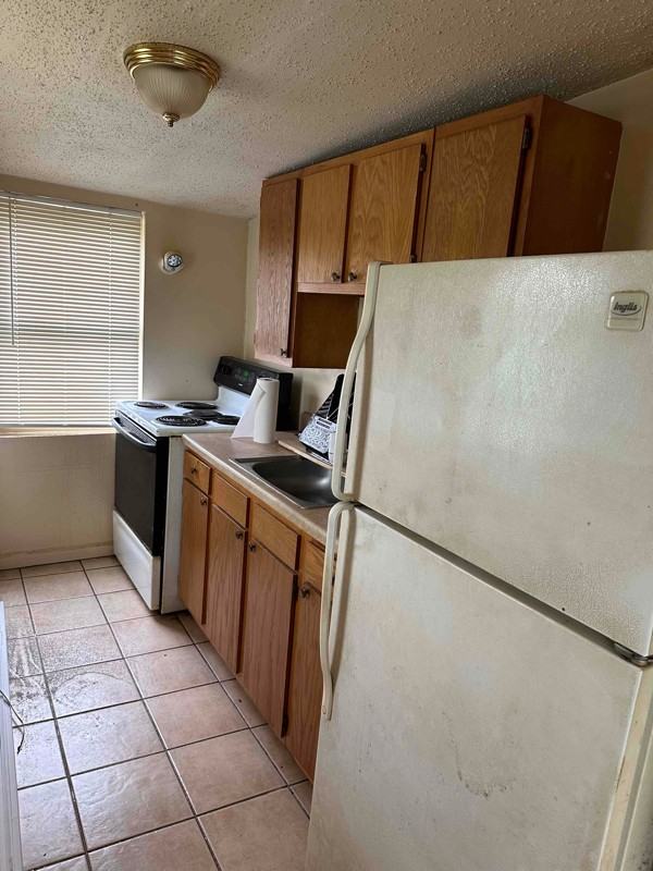 111 N Washington St - Photo 2 of 9