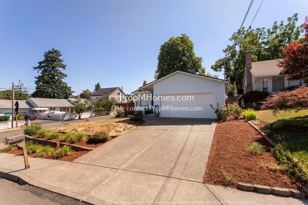 11108 Sw 65th Ave - Photo 2 of 35