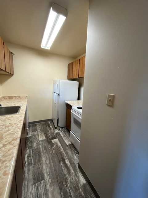 10312 95 Ave #106 - Photo 2 of 12