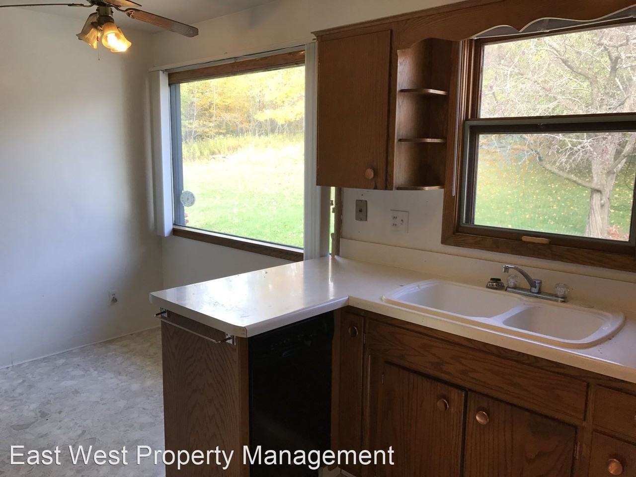 1429 W Arrowhead Rd - Photo 2 of 15