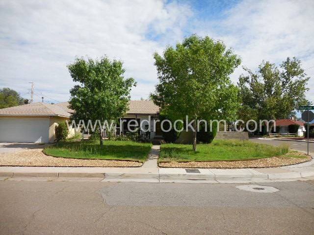 6109 Bellamah Ave NE - Photo 2 of 27