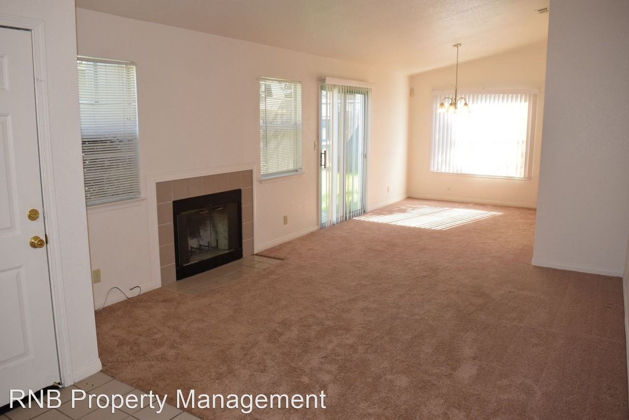 3704 Jonko Ave - Photo 2 of 11