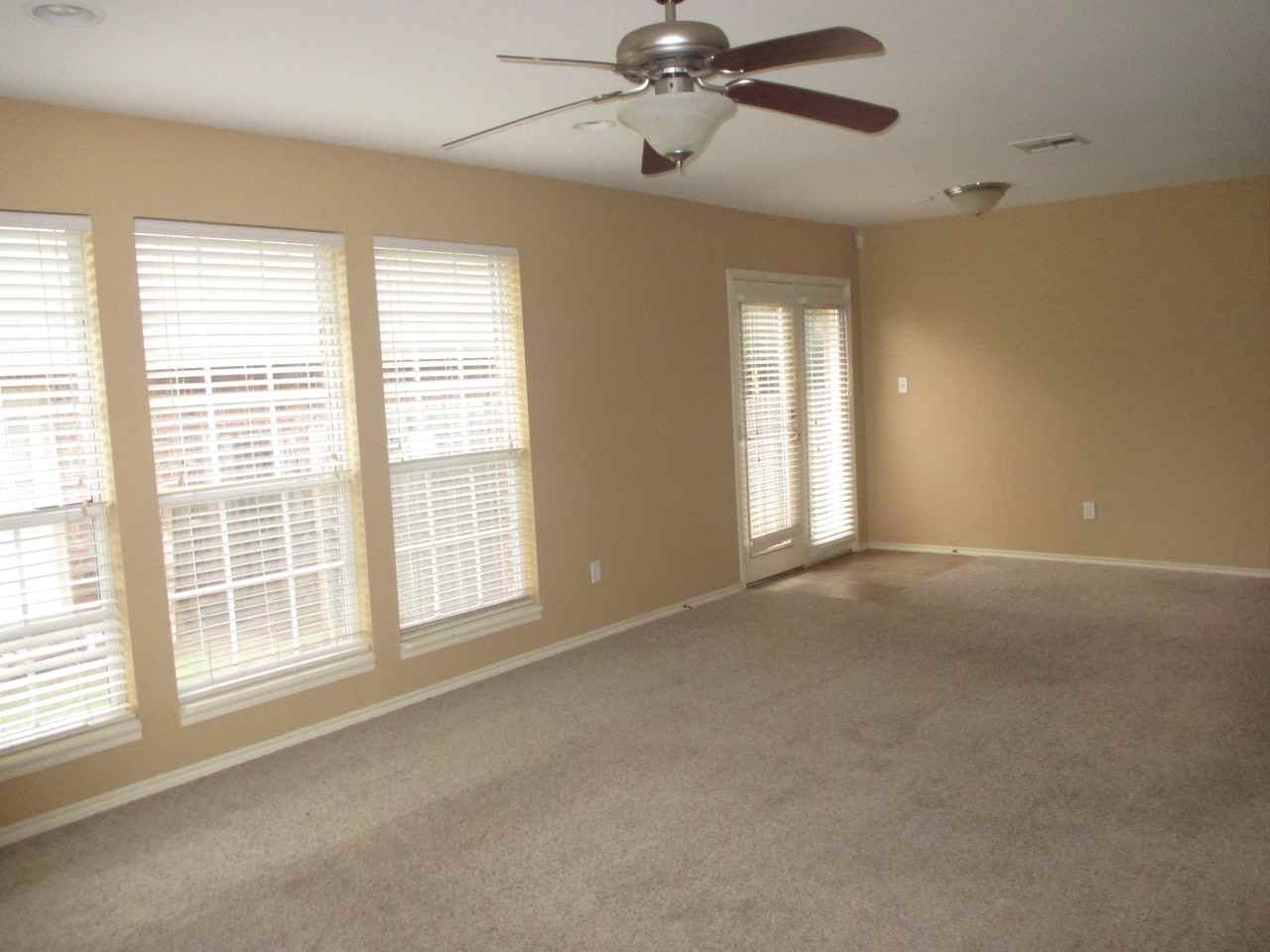 6917 N Kelley Ave - Photo 2 of 17