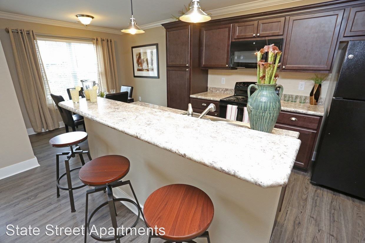782 Clifty Lane - Photo 3 of 10