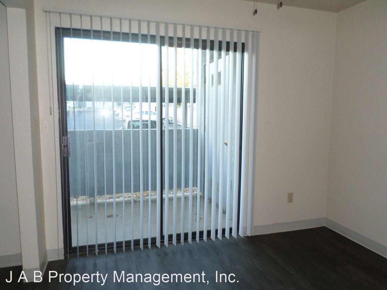 RAINTREE CONDOMINIUMS 101 S. FRONT STREET - Photo 3 of 10