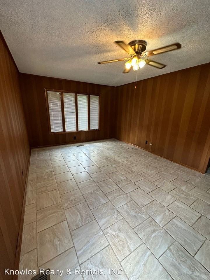 142 Cedar Branch Ln - Photo 3 of 14