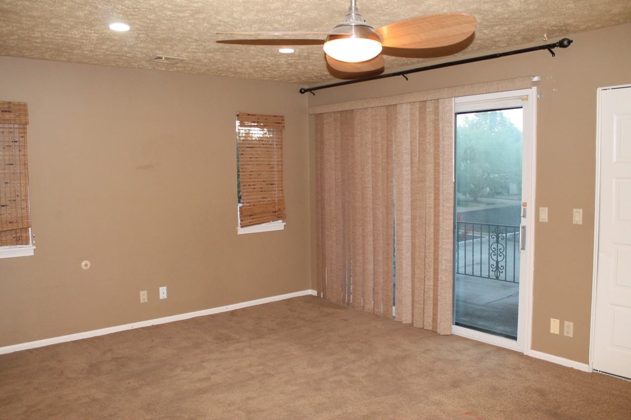 21 E Via Roma St - Photo 3 of 12