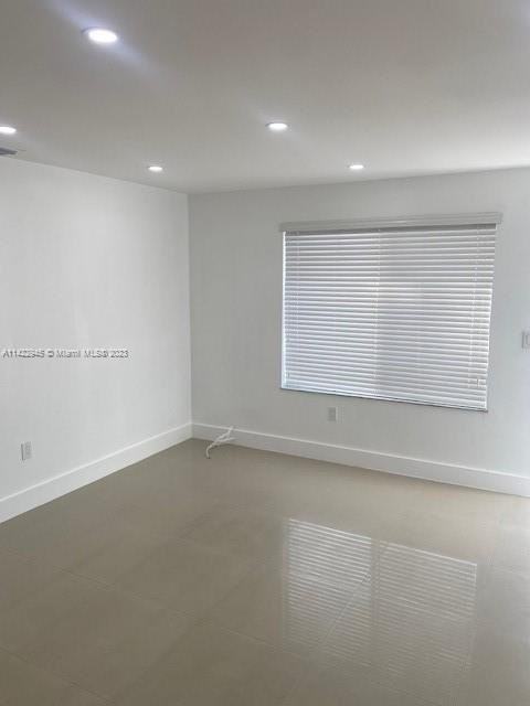 8032 Nw 5th Ct - Photo 3 of 8