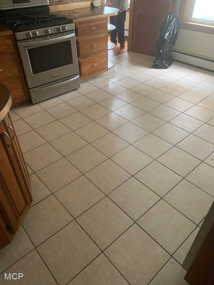 71 - 69 Linden Street - Photo 3 of 15