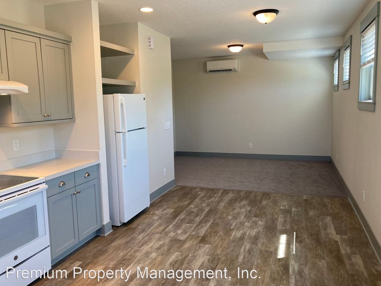 1405 Leslie Wind Ln Se - Photo 3 of 18