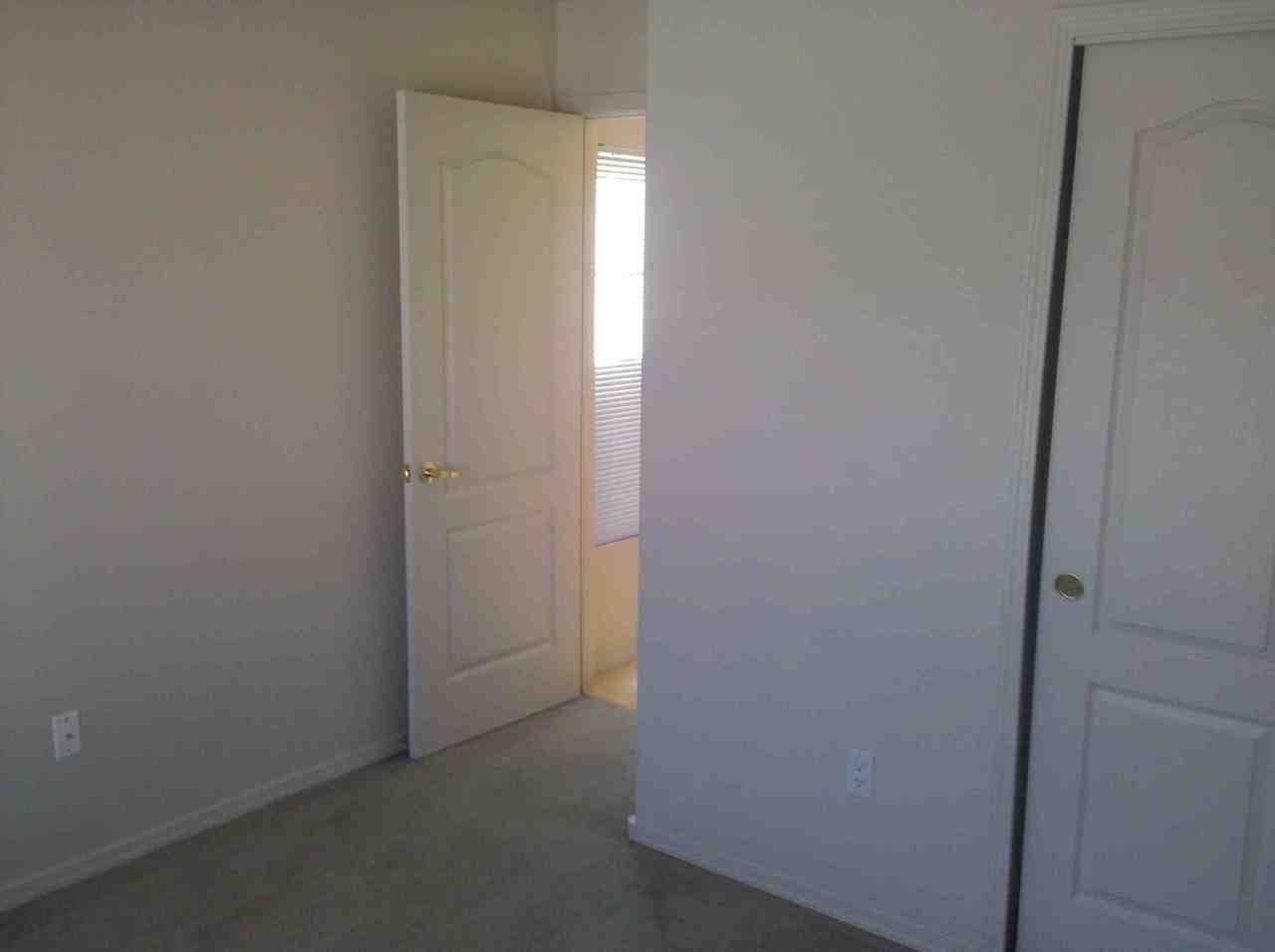 5216 Napoli St NW - Photo 3 of 9