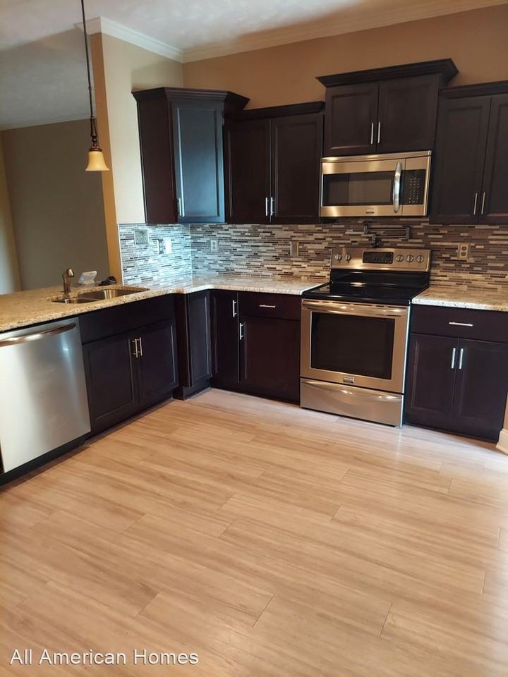 4851 Veasey Mill Dr - Photo 3 of 24