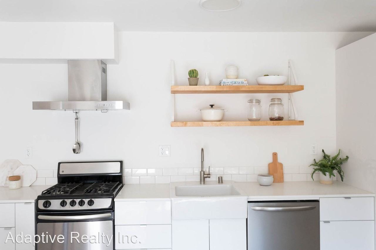 317 N. AVE 50 - Photo 3 of 14