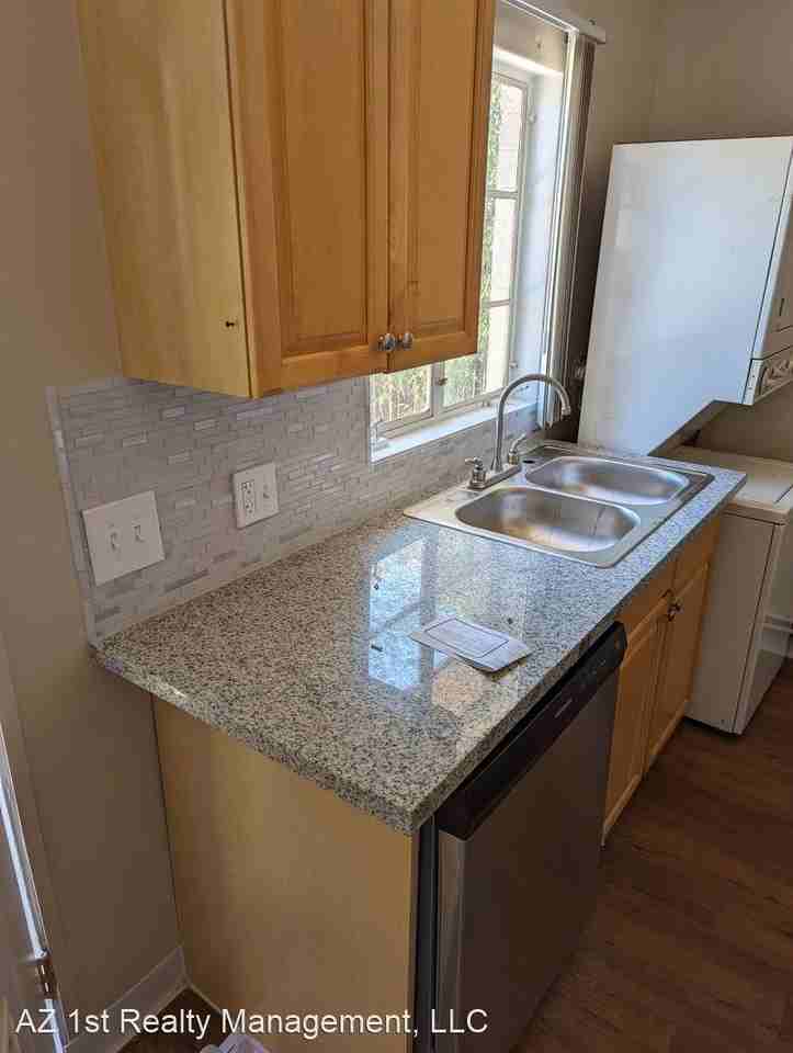 3701-3707 E. Fairmount Street 1412-1418 N. Dodge Blvd - Photo 2 of 13