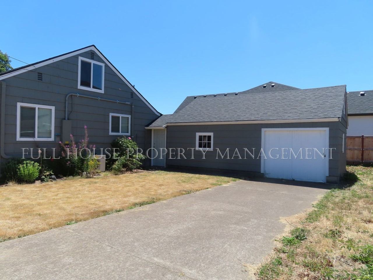 1084 53rd Pl - Photo 2 of 26