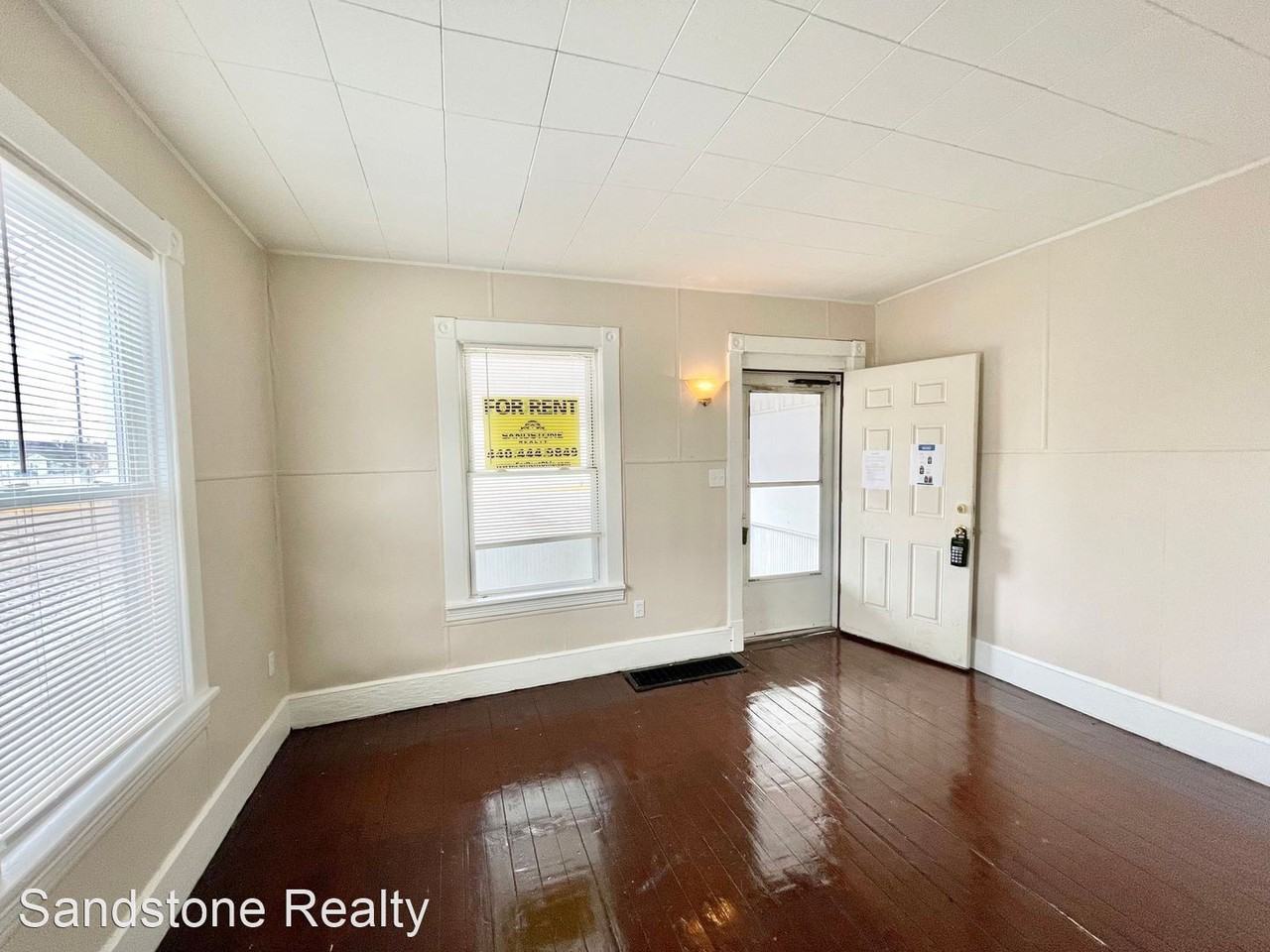 1625 - 1627 E 31st - Photo 2 of 17