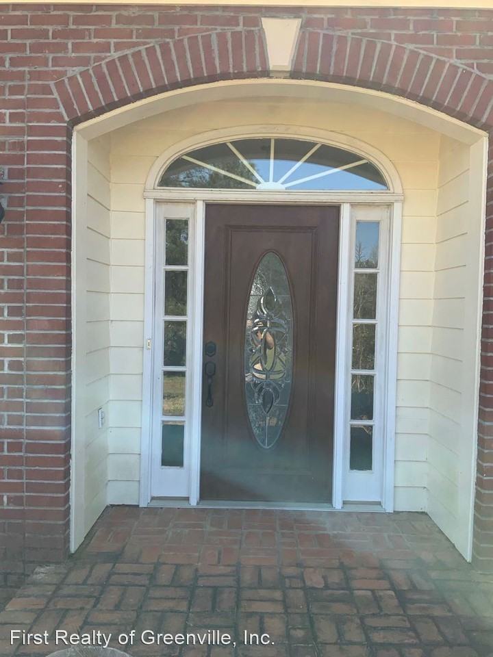 971 Manningham Rd - Photo 3 of 50