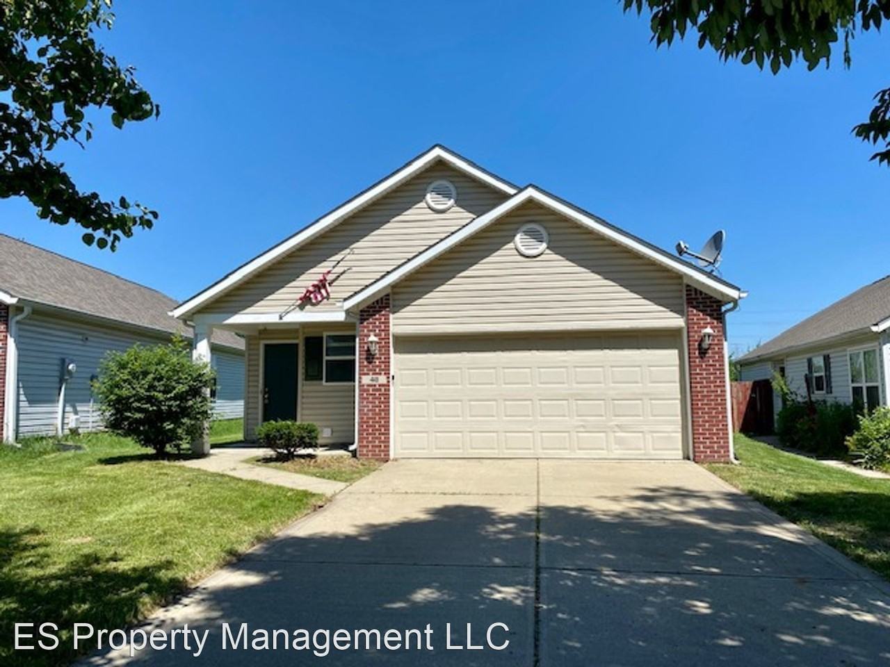 48 Gazebo Dr - Photo 2 of 28