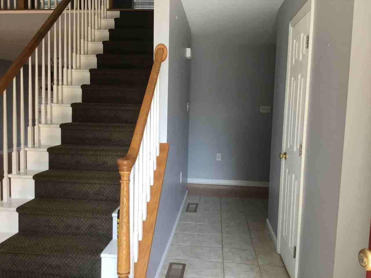 12 Round Ridge Rd - Photo 3 of 38