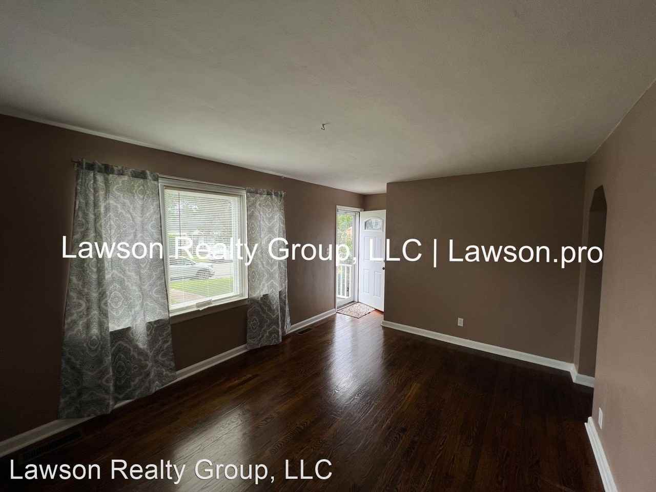 2632 Cornell Dr Nw - Photo 2 of 50
