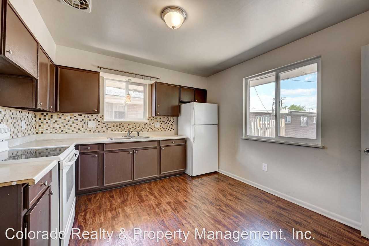 5565 South Delaware Street - Photo 2 of 34