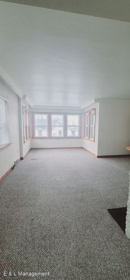 1145 West 24th Street - Photo 3 of 9