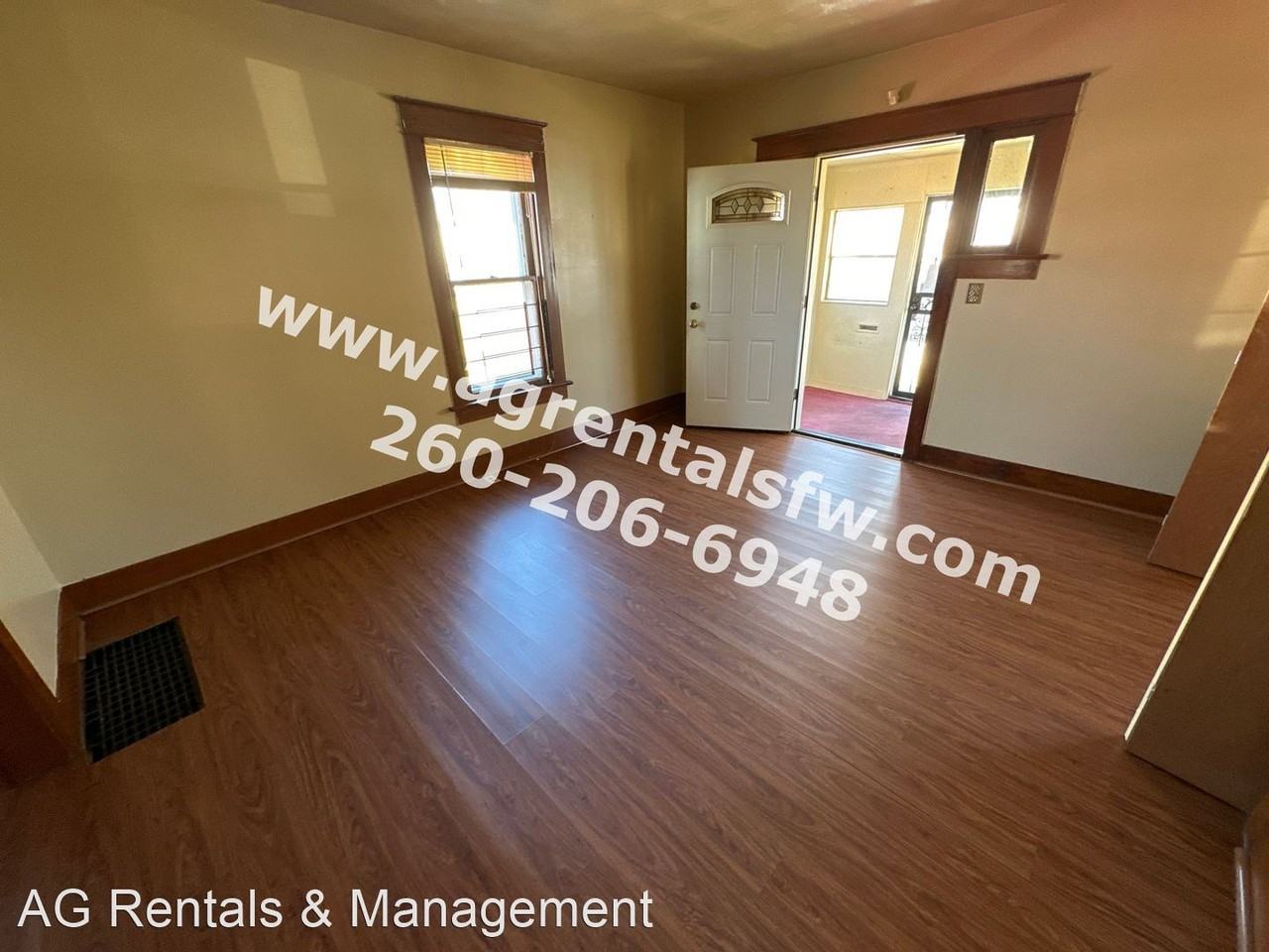 3322 Bowser Ave - Photo 3 of 14