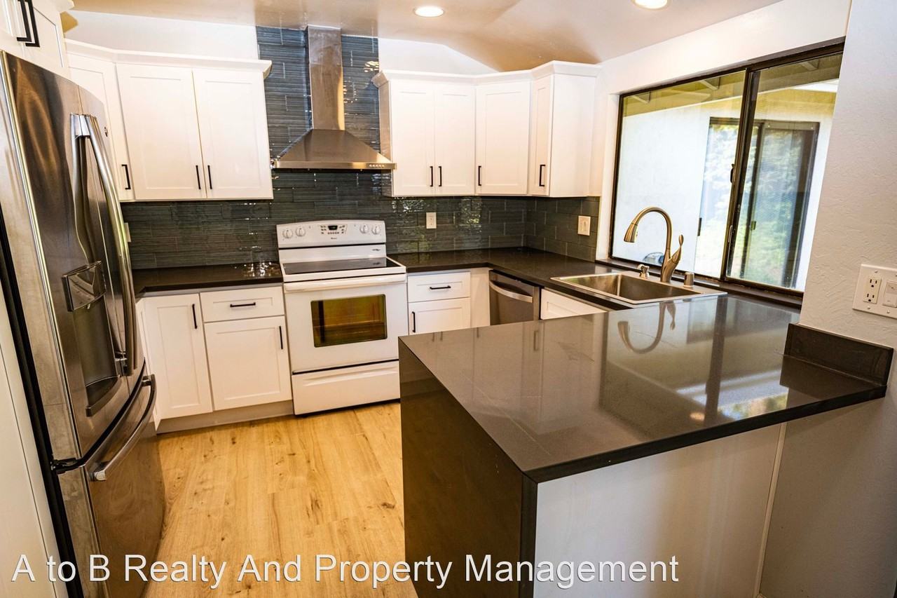 6862 Villagewood Way - Photo 2 of 26