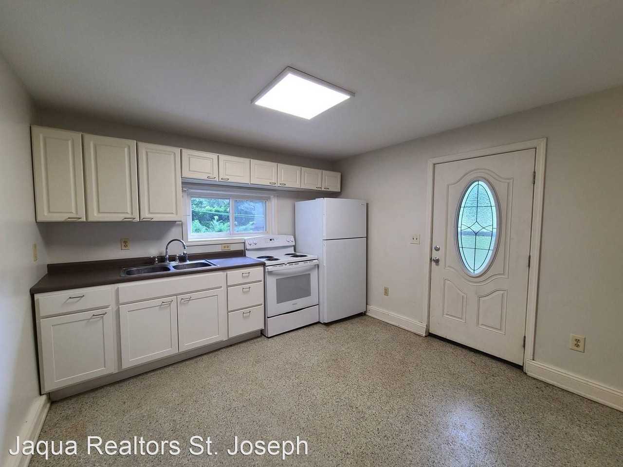 10092 Old 31 - Photo 3 of 7