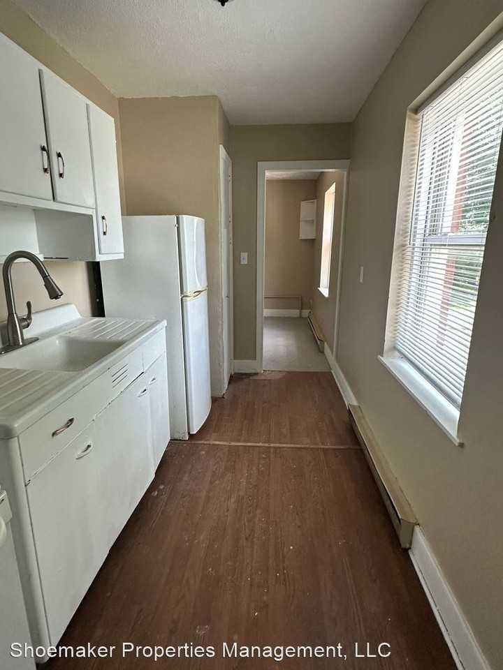 1015 N C St - Photo 3 of 3