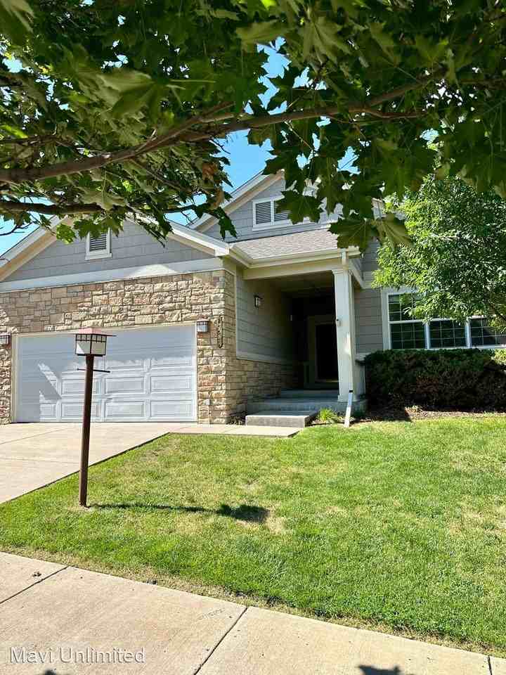 23587 E Clifton Pl - Photo 2 of 28