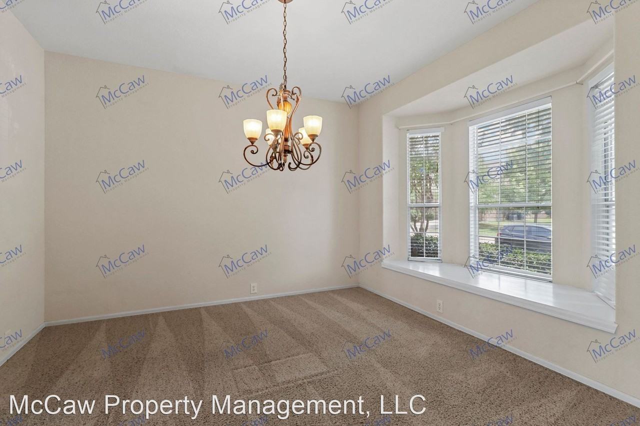 2812 S Serrano - Photo 2 of 19