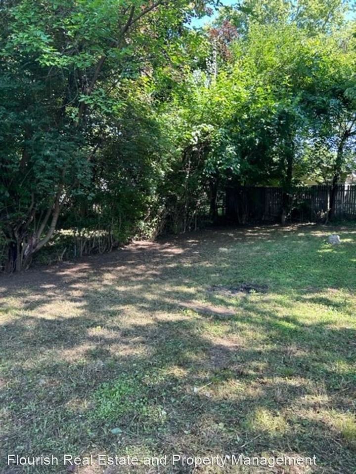 4071 Larkspur Dr - Photo 3 of 17