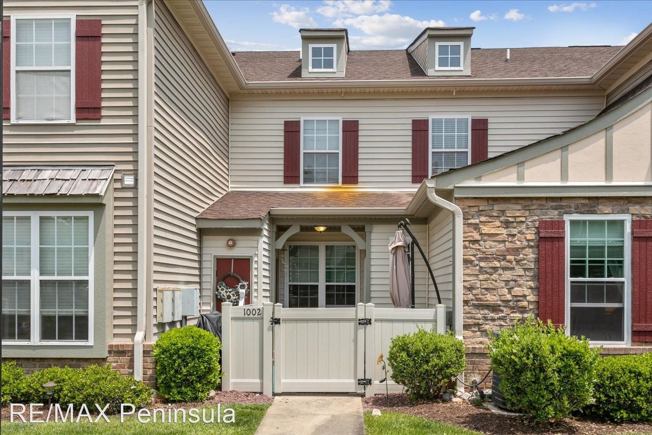 1002 Rivers Arch - Photo 2 of 34